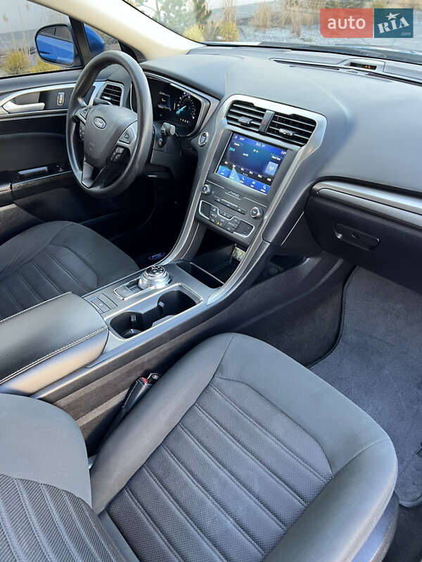 Седан Ford Fusion 2020 в Луцке