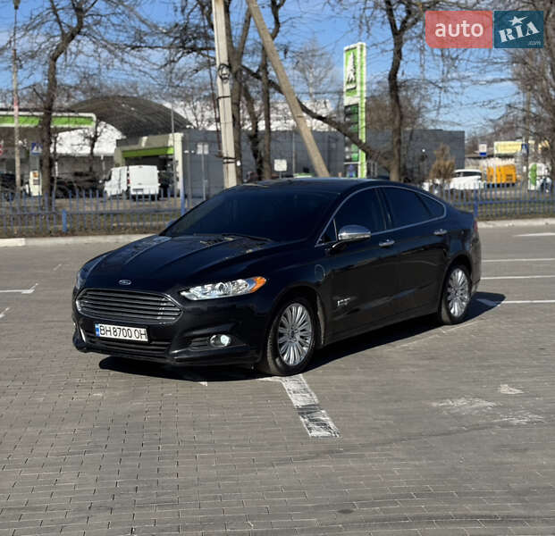 Седан Ford Fusion 2015 в Одессе