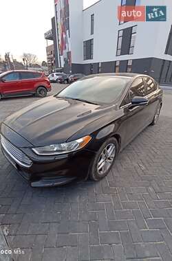 Седан Ford Fusion 2013 в Львові