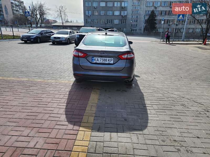 Седан Ford Fusion 2012 в Киеве