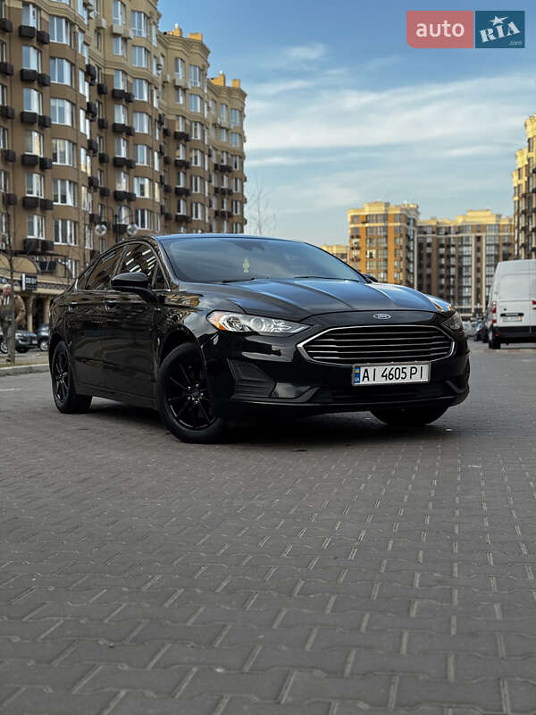 Седан Ford Fusion 2018 в Киеве