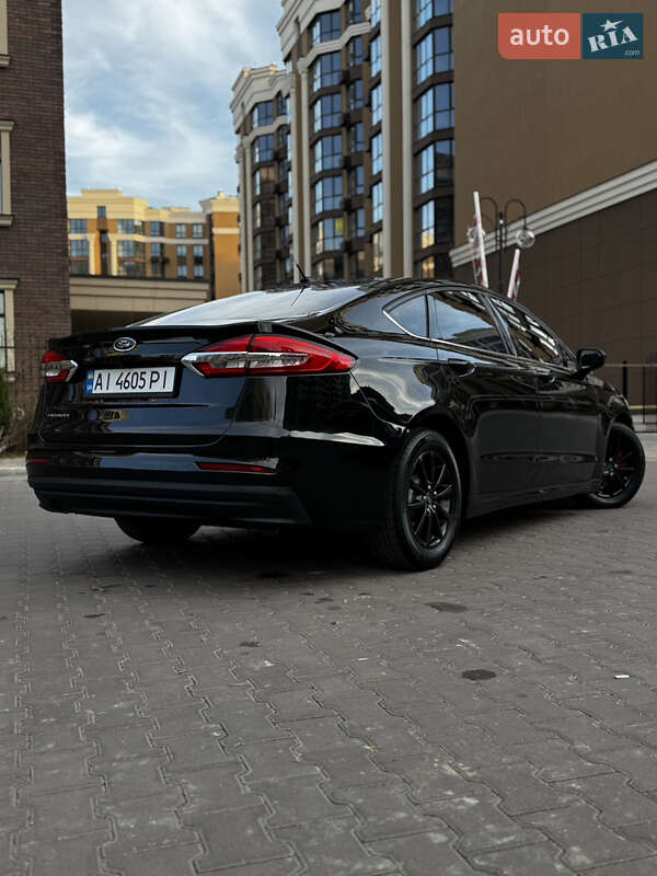 Седан Ford Fusion 2018 в Киеве