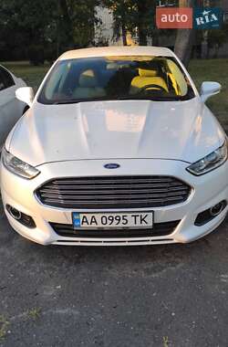 Седан Ford Fusion 2014 в 