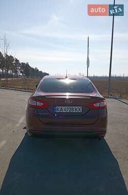 Седан Ford Fusion 2016 в Киеве
