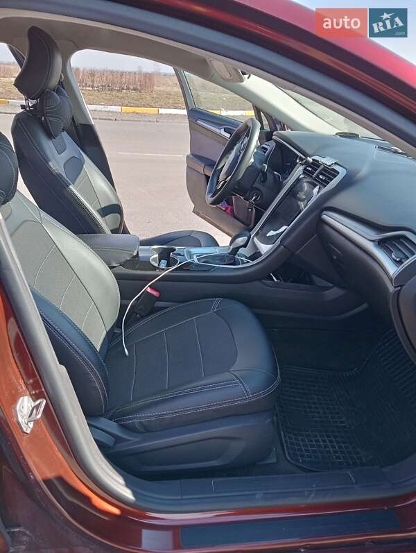 Седан Ford Fusion 2016 в Києві