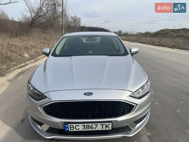 Седан Ford Fusion 2017 в Львове