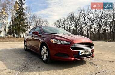 Седан Ford Fusion 2014 в 