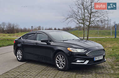 Седан Ford Fusion 2016 в 