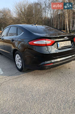 Седан Ford Fusion 2013 в 
