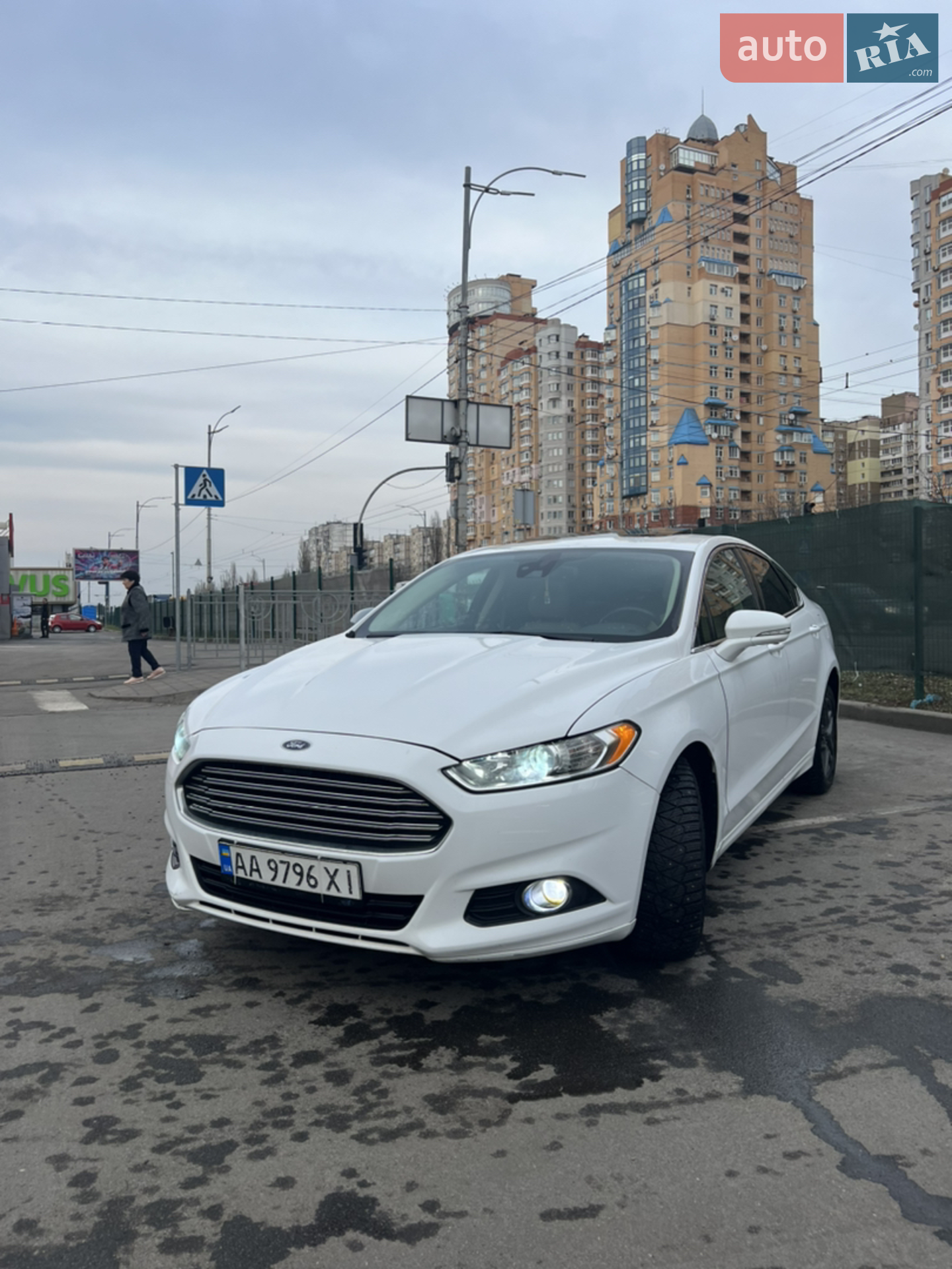 2013 Ford Fusion - фото 1