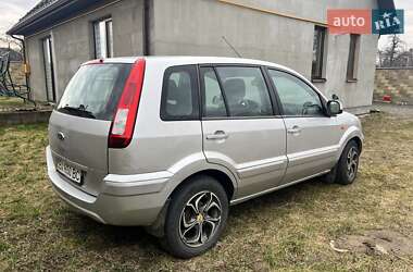 Хетчбек Ford Fusion 2010 в 