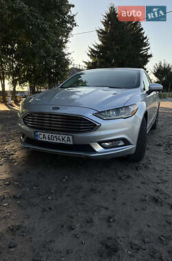 Седан Ford Fusion 2016 в Черкасах