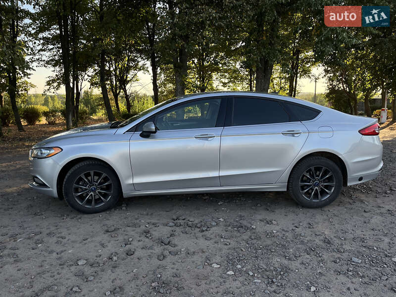 Седан Ford Fusion 2016 в Черкасах