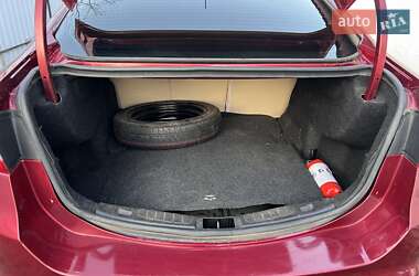 Седан Ford Fusion 2013 в 