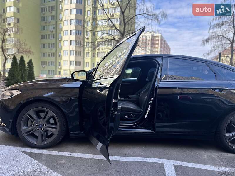 Седан Ford Fusion 2016 в Киеве