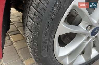 Седан Ford Fusion 2019 в 