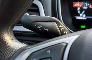 Седан Ford Fusion 2019 в 