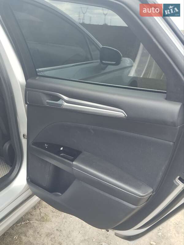 Седан Ford Fusion 2016 в Днепре