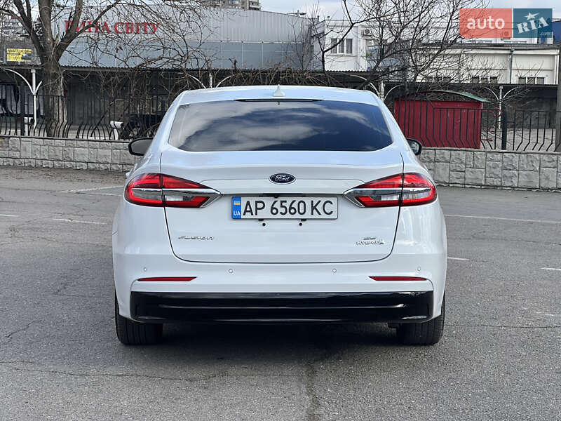 Седан Ford Fusion 2019 в Запоріжжі