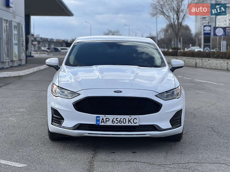 Седан Ford Fusion 2019 в Запоріжжі