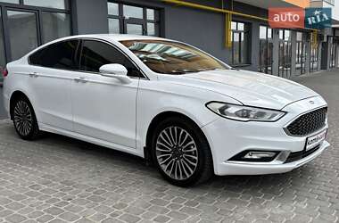 Седан Ford Fusion 2017 в 