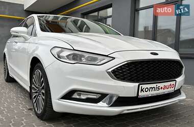 Седан Ford Fusion 2017 в 