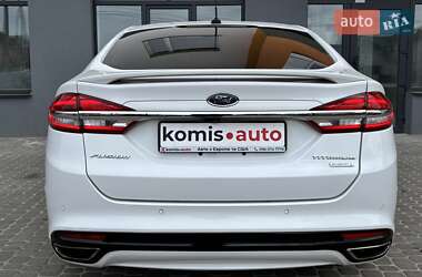 Седан Ford Fusion 2017 в 