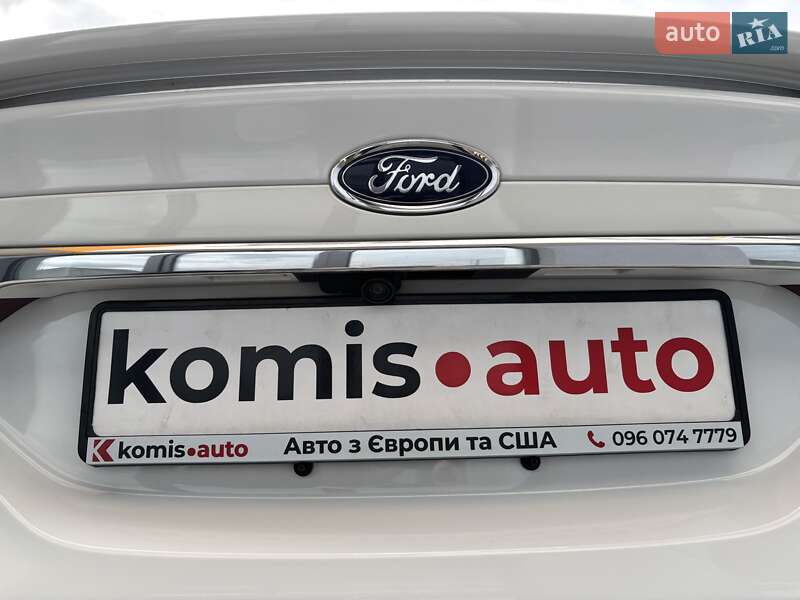 Седан Ford Fusion 2017 в Виннице