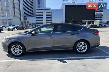 Седан Ford Fusion 2018 в 