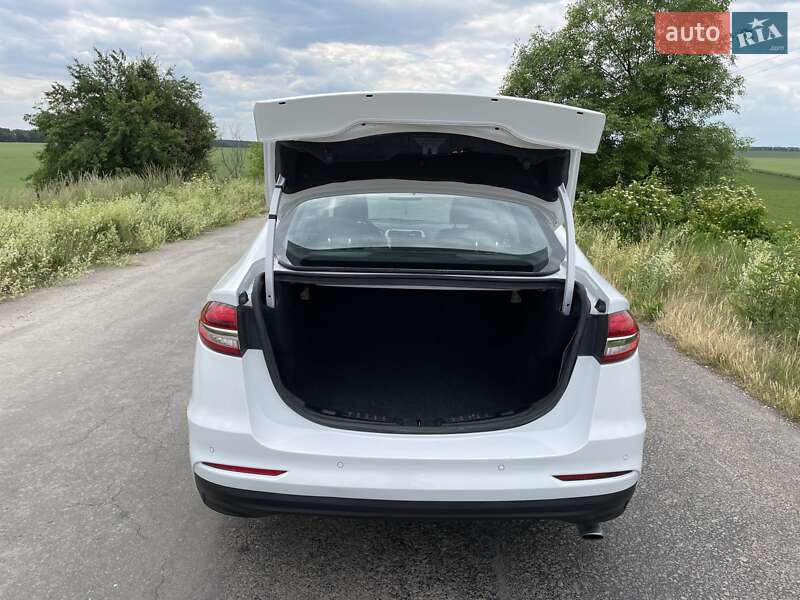 Седан Ford Fusion 2019 в Хмельницком