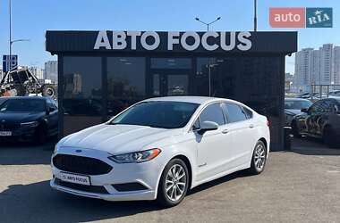 Седан Ford Fusion 2017 в 