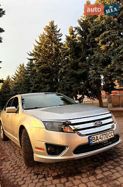 Седан Ford Fusion 2012 в 