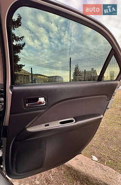 Седан Ford Fusion 2012 в 