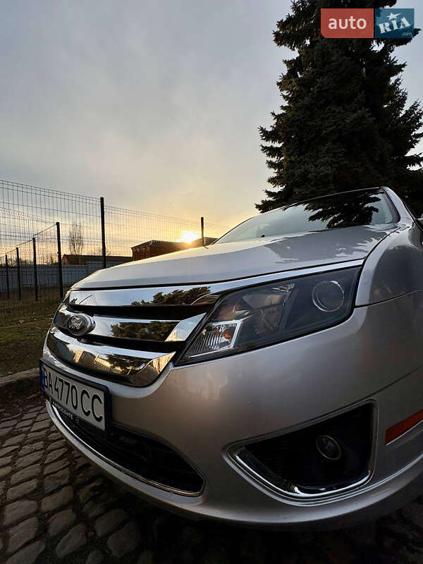 Седан Ford Fusion 2012 в Кропивницком