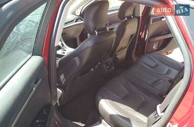 Седан Ford Fusion 2013 в 