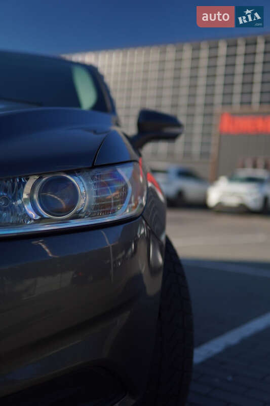 Седан Ford Fusion 2013 в Луцке