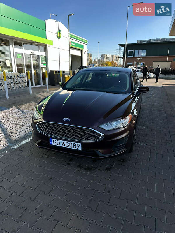 Седан Ford Fusion 2019 в Одессе