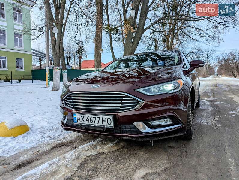 Седан Ford Fusion 2017 в 