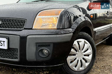 Хэтчбек Ford Fusion 2008 в 