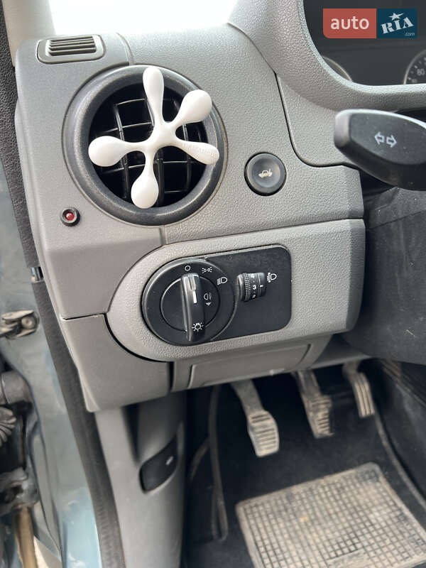 Хетчбек Ford Fusion 2003 в Дунаївцях