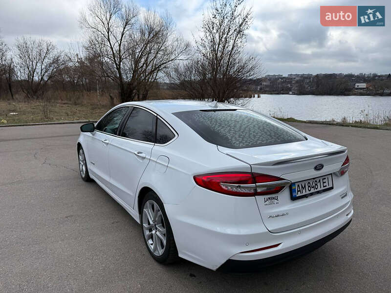 Седан Ford Fusion 2018 в Бердичеві
