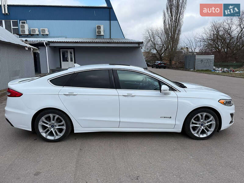 Седан Ford Fusion 2018 в Бердичеві