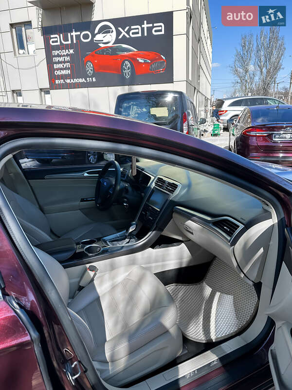 Седан Ford Fusion 2013 в Миколаєві