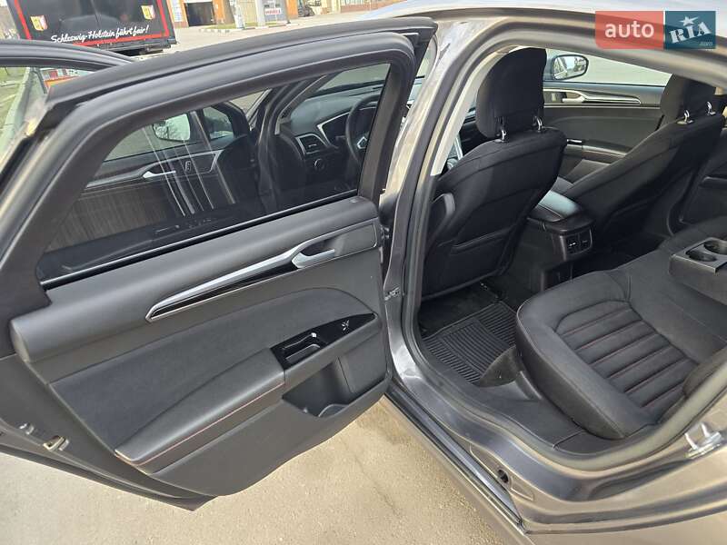 Седан Ford Fusion 2014 в Харькове
