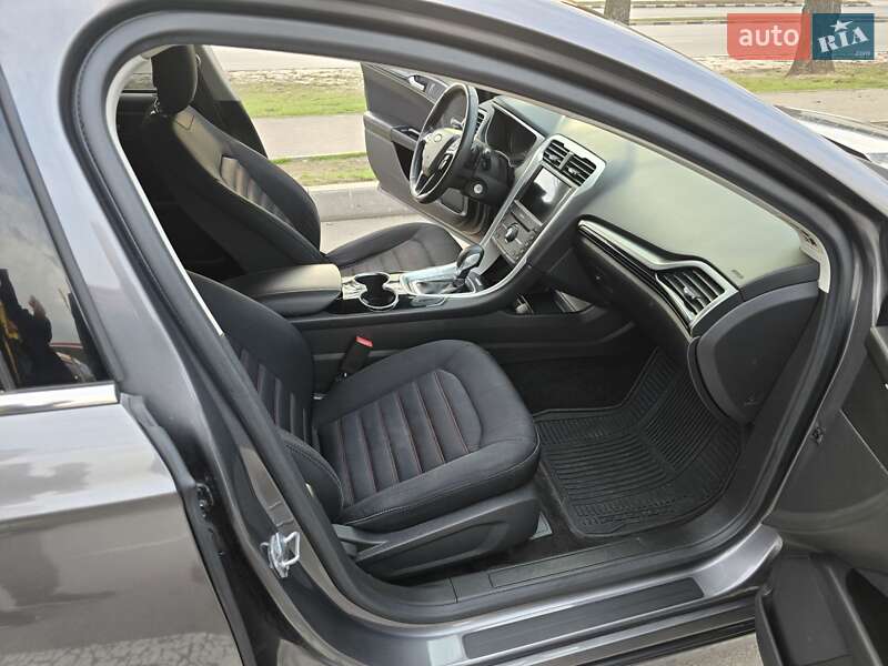 Седан Ford Fusion 2014 в Харькове