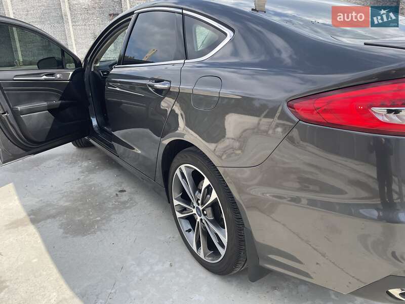Седан Ford Fusion 2019 в Киеве