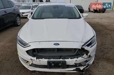 Седан Ford Fusion 2017 в 