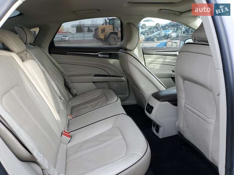 Седан Ford Fusion 2017 в Киеве фото 8 Седан Ford Fusion 2017 в Киеве