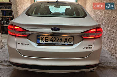 Седан Ford Fusion 2016 в 