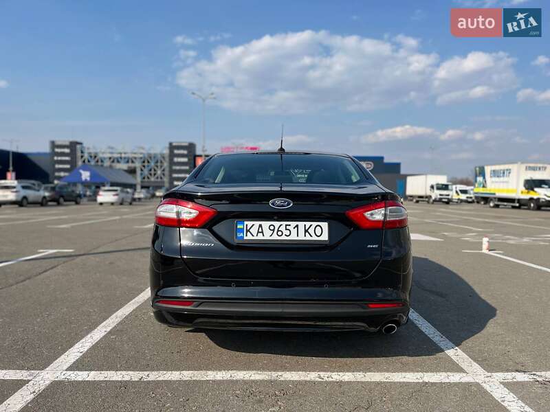 Седан Ford Fusion 2015 в Киеве